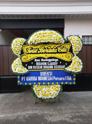 Papan Bunga Duka di Sumarambu