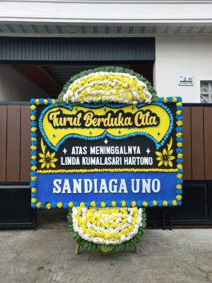 Papan Bunga Duka di Sumarambu